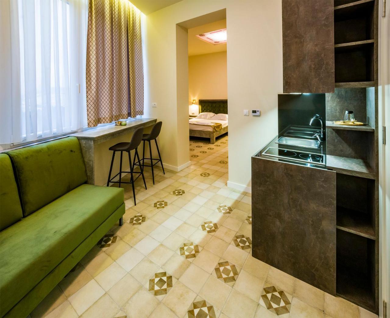 Lux Villa Old Town Beograd Bagian luar foto