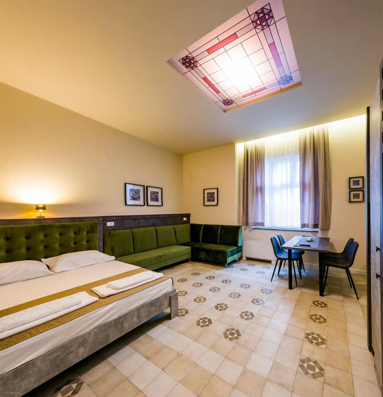 Lux Villa Old Town Beograd Bagian luar foto