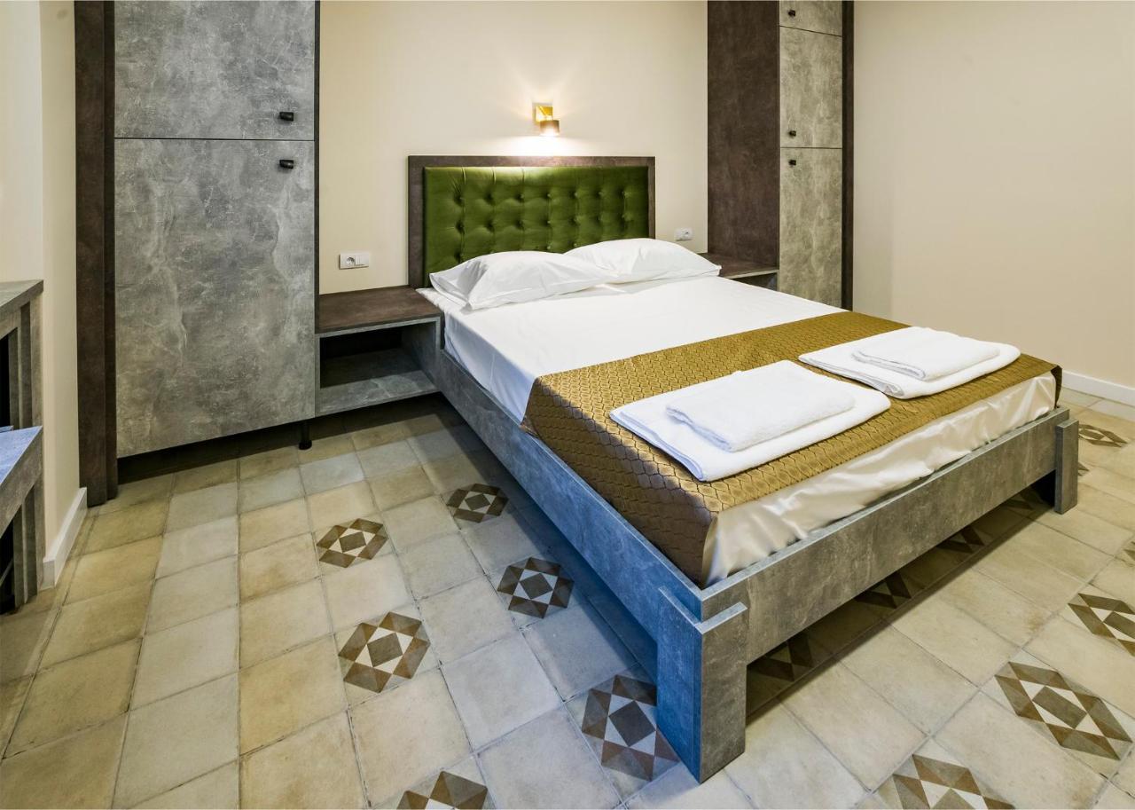 Lux Villa Old Town Beograd Bagian luar foto