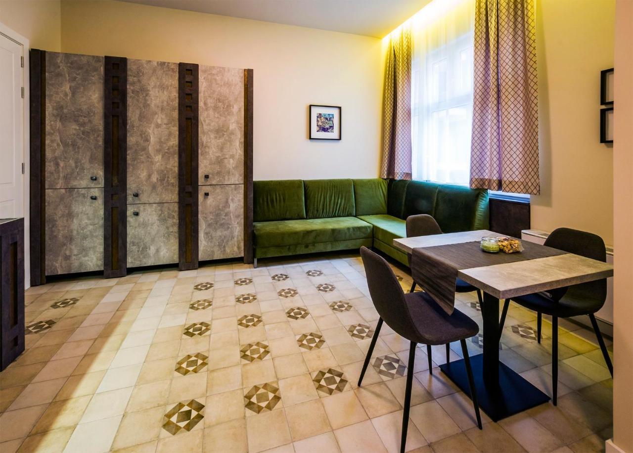 Lux Villa Old Town Beograd Bagian luar foto